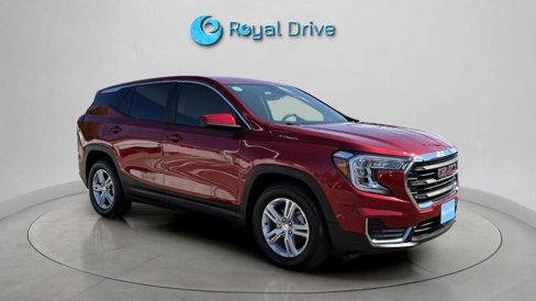 Used 2024 GMC Terrain SLE image 8