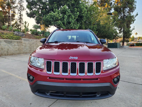 Used 2012 Jeep Compass Sport image 4