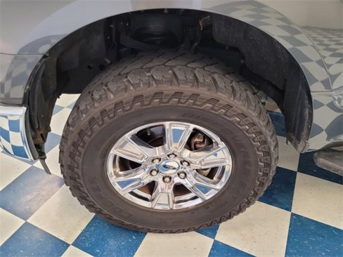 Used 2017 Ford F150 XLT w/ Equipment Group 302A Luxury image 13
