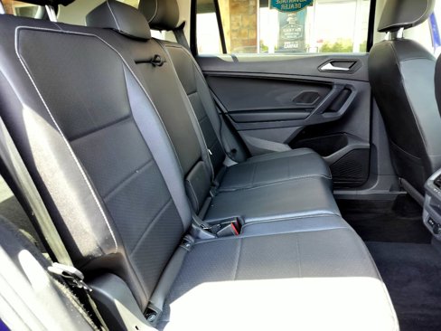 Used 2021 Volkswagen Tiguan SE R-Line image 30