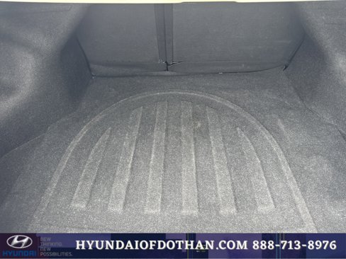 Used 2016 Hyundai Elantra SE image 13