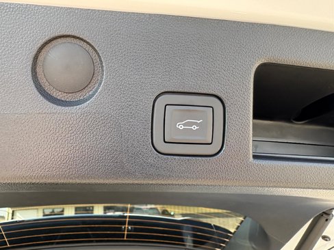 New 2026 Chevrolet Equinox LT w/ Convenience Package II image 13