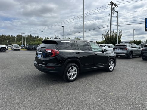 Certified 2024 GMC Terrain SLE image 6