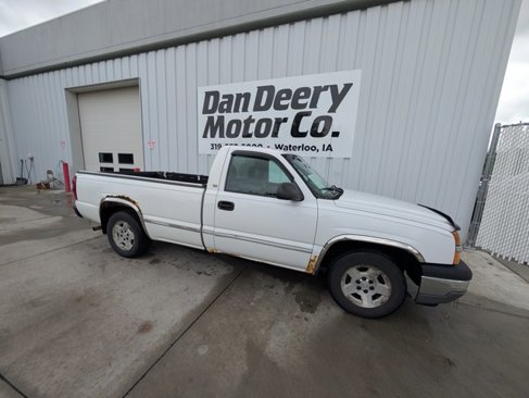 Used 2005 Chevrolet Silverado 1500 W/T image 15