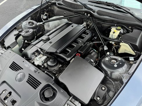Used 2003 BMW Z4 2.5i image 31