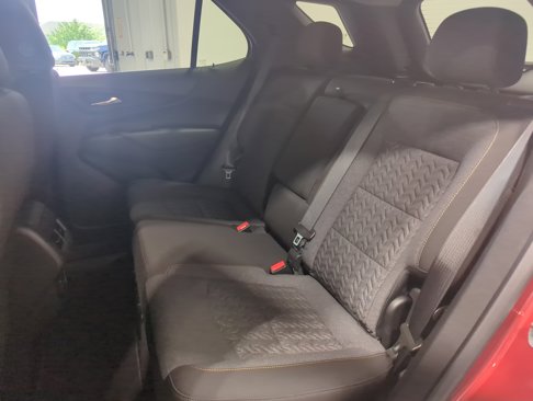 Used 2023 Chevrolet Equinox LT image 11
