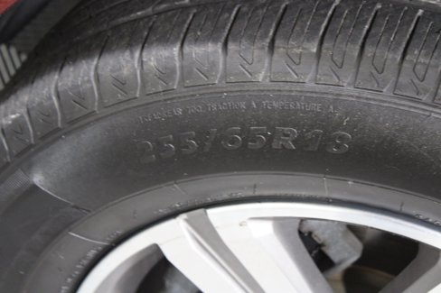 Used 2017 Chevrolet Traverse LT image 39