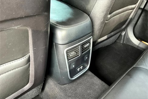 Used 2020 Dodge Charger SXT w/ Leather Interior Group image 10