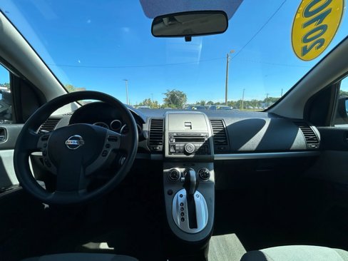 Used 2010 Nissan Sentra 2.0 SR image 11