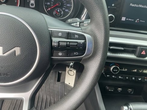 Used 2022 Kia K5 LX image 20