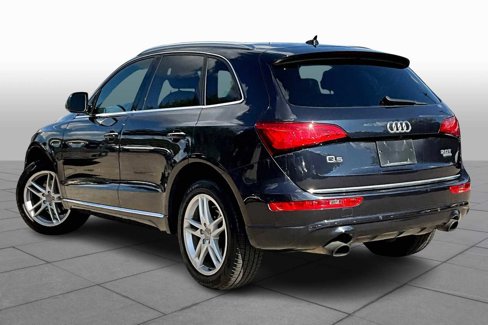 Used 2017 Audi Q5 2.0T Premium image 11