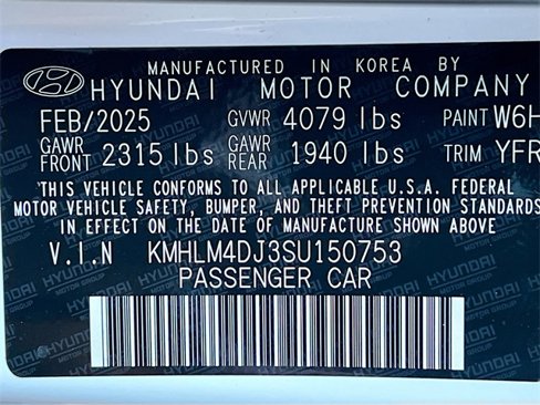 New 2025 Hyundai Elantra SEL image 30
