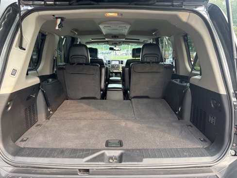 Used 2015 Nissan Armada Platinum image 47