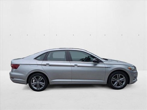 Used 2020 Volkswagen Jetta R-Line image 4