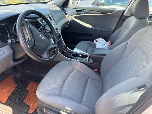 Used 2013 Hyundai Sonata Hybrid image 9