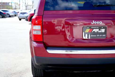 Used 2012 Jeep Patriot Latitude w/ Sun/Sound Group image 8