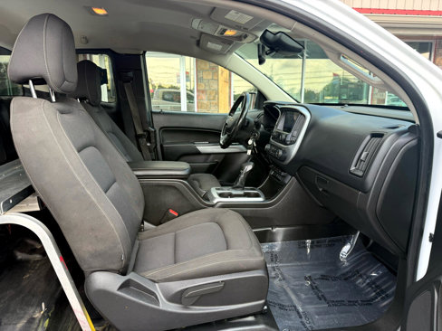 Used 2022 Chevrolet Colorado LT w/ Fleet Safety Package image 22