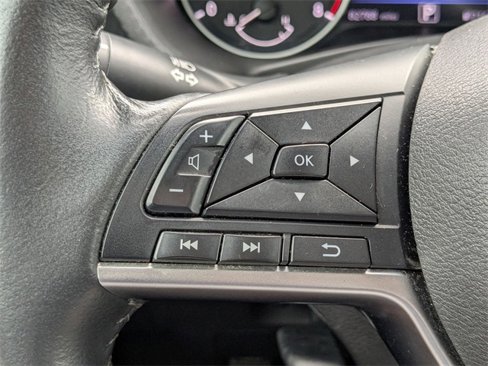 Used 2022 Nissan Sentra SV image 19