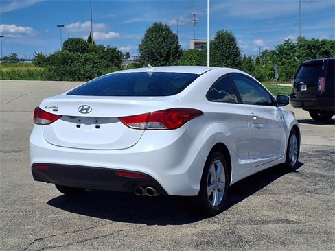 Used 2013 Hyundai Elantra image 3