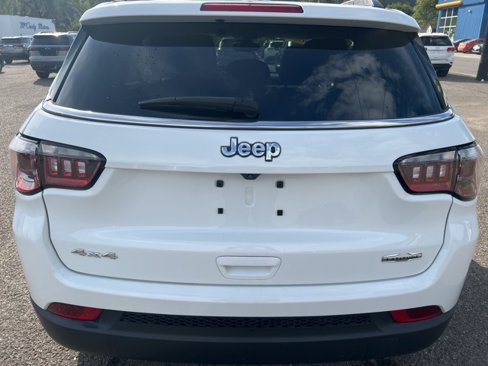 Used 2022 Jeep Compass Latitude w/ Convenience Group image 4