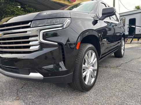 Used 2021 Chevrolet Tahoe High Country w/ Premium Package image 24