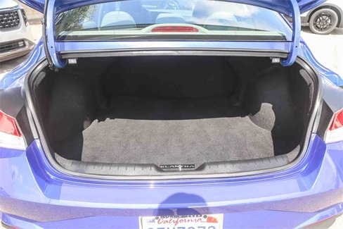Used 2023 Hyundai Elantra SEL image 26