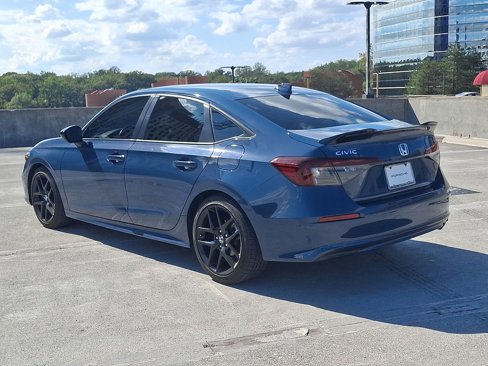 Used 2025 Honda Civic Sport image 3