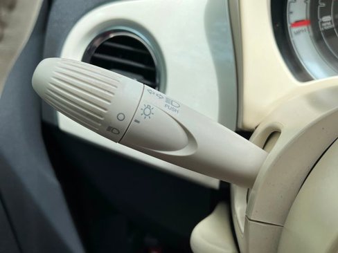 Used 2012 FIAT 500 Pop image 25