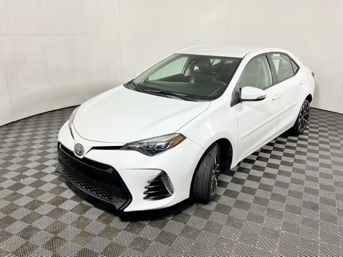 Used 2017 Toyota Corolla L image 8