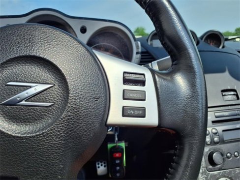 Used 2006 Nissan 350Z Touring image 21
