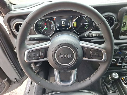 Used 2023 Jeep Wrangler Unlimited Sahara image 22
