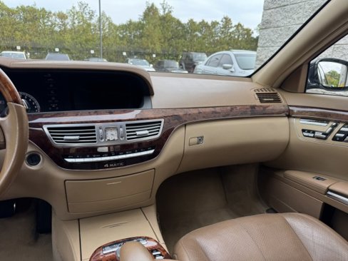 Used 2008 Mercedes-Benz S 550 4MATIC image 23