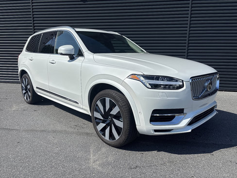 Used 2024 Volvo XC90 T8 Plus w/ Protection Package Premier image 7