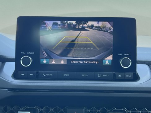 Used 2023 Honda Accord EX image 17