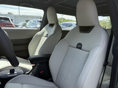 New 2026 MINI Cooper 2-Door Hardtop image 12