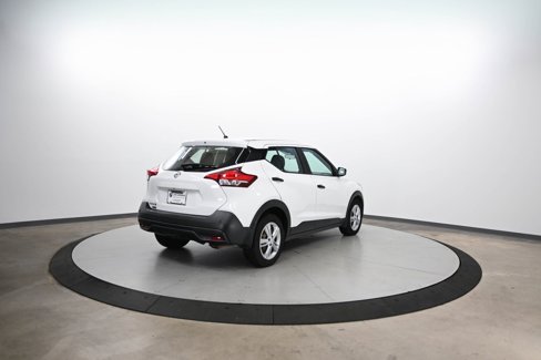 Used 2020 Nissan Kicks S image 6