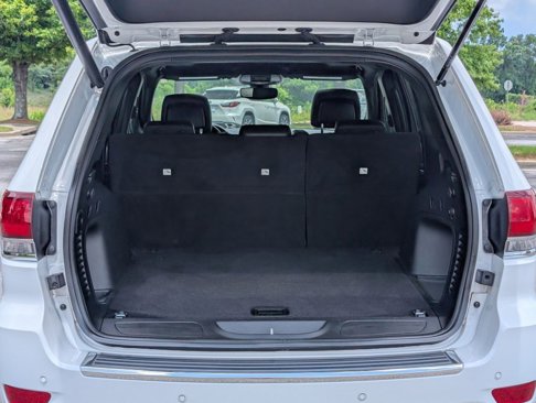 Used 2022 Jeep Grand Cherokee Limited image 10