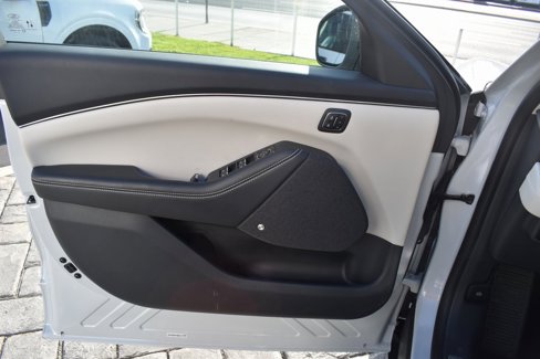 Used 2023 Ford Mustang Mach-E Premium image 14