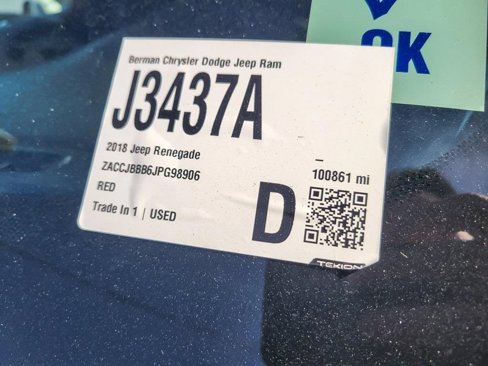 Certified 2018 Jeep Renegade Latitude w/ Safety & Security Group image 25