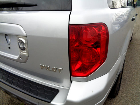 Used 2004 Honda Pilot EX image 13