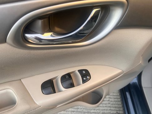 Used 2014 Nissan Sentra S image 16