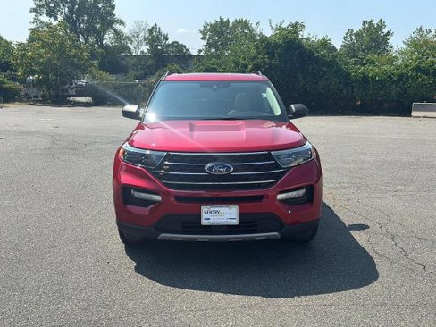 Certified 2021 Ford Explorer XLT w/ Equipment Group 202A image 2
