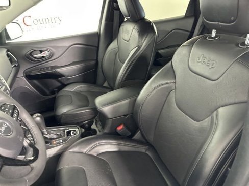 Used 2023 Jeep Cherokee Altitude Lux image 9