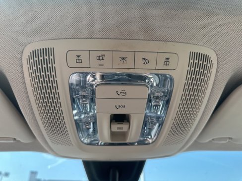 Used 2021 Mercedes-Benz GLB 250 image 10