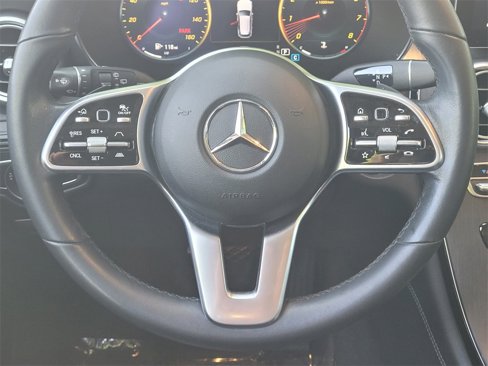 Used 2020 Mercedes-Benz GLC 300 4MATIC image 13