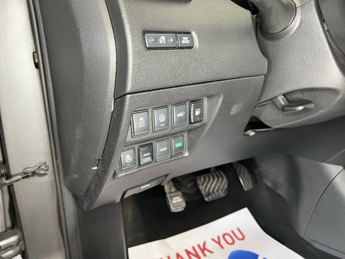 Used 2018 Nissan Rogue SL image 13