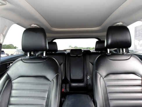 Used 2020 Ford Edge SEL w/ Convenience Package image 29