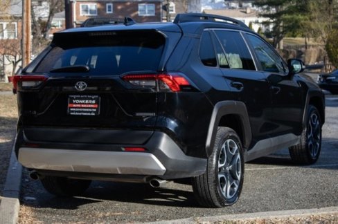 Used 2021 Toyota RAV4 Adventure image 5