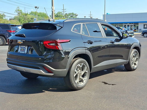New 2025 Chevrolet Trax LT image 12