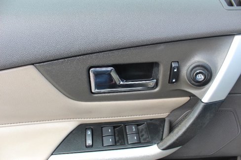 Used 2012 Ford Edge Limited image 9